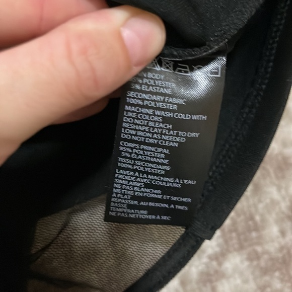 Urban Outfitters mesh crop top - Picture 6 of 6